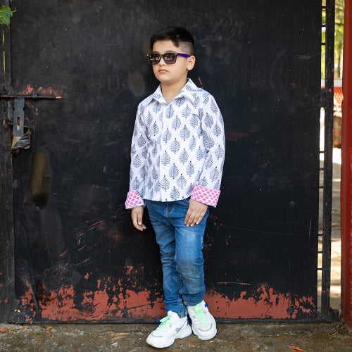 White Cotton Leaf Block Printed Full Sleeves Shirt For Boys