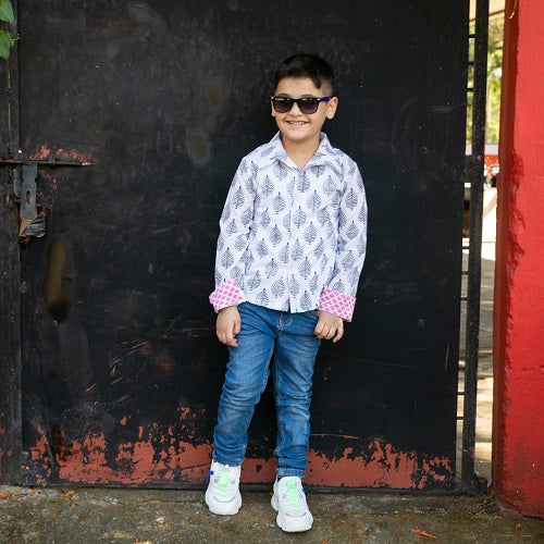 White Cotton Leaf Block Printed Full Sleeves Shirt For Boys